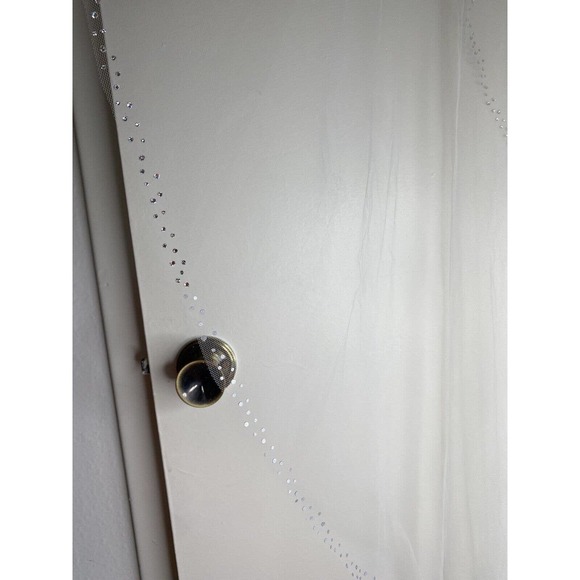 Erin Cole Design White Swarovski Crystal Wedding Veil 52 Inches Long main image 12